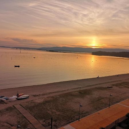 Precioso Apartamento En Primera Linea De Playa Vilagarcia de Arousa Zewnętrze zdjęcie